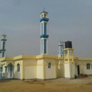 بناء جامع كبير في غانا مساحة 300 متر لقرية كبيرة